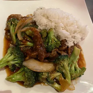 Beef with broccoli