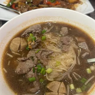 Thai Boat Noodle
