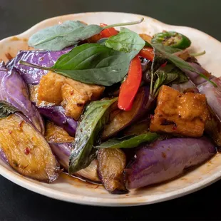 Spicy V9. Spicy Basil Eggplant with Tofu