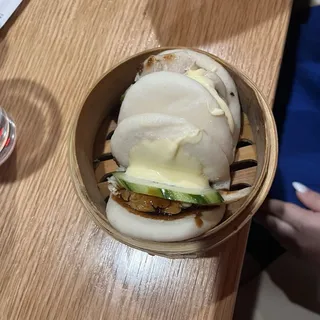 Bao Bun (C)