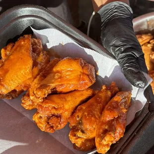 chicken wings and fried chicken, chicken, poultry, bbq chicken, fried chicken wings, food, bbq wings, chicken wings, fried chicken