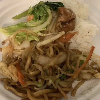 Beef with Vegetable Chow Mein