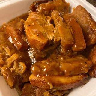 Pot Roast Pork with Taro