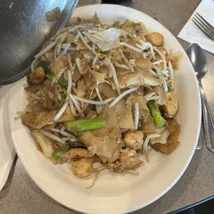 Chicken Chow Fun