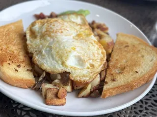 Mojo’s Eatery
