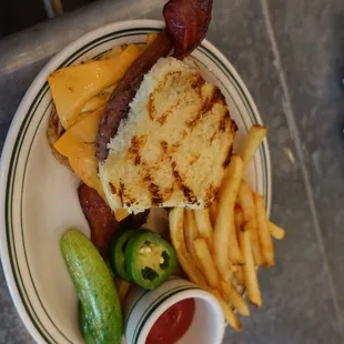 "Lunch Burger"