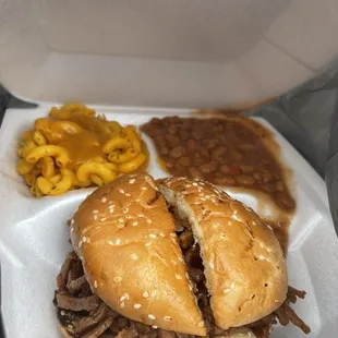 Mac n cheese baked beans and bbq sandwich