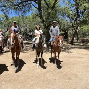Saddle up area before ride.