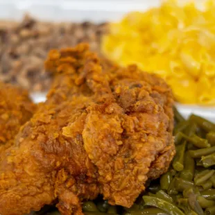 Fried Chicken, Black Eyed Peas, Green Beans, and Mac &amp; Cheese!