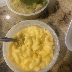 Box macaroni