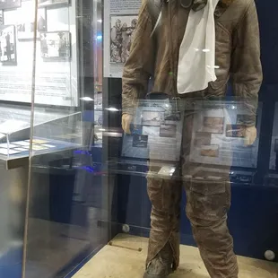 This is what an air mail pilot's uniform looks like.