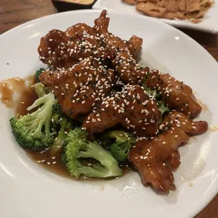Honey, sesame chicken