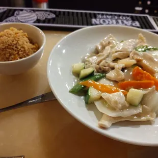 Moo Goo Gai Pan, dinner portion $16