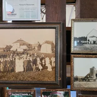 a large group of people