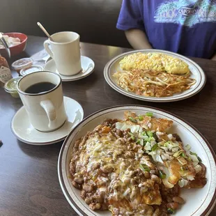 Denver omelette w/ hash browns &amp; Texas omelette w/ home fries (add onions and peppers)