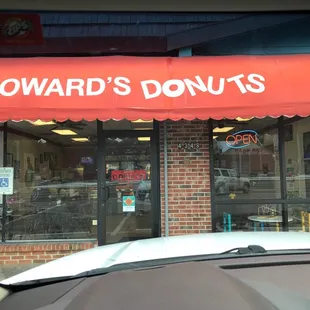 Stopped by to pick up donuts for a client! I hope they have they a yummy day!