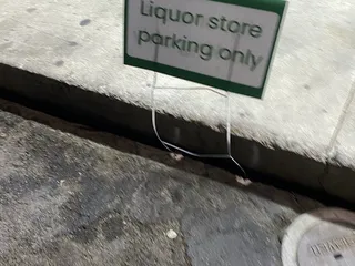 Franklin's Liquor