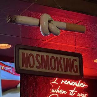 awesome vintage no smoking sign