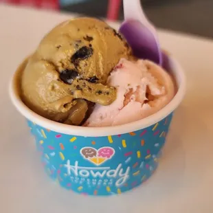 Cold Brew &amp; Cookies, and Strawberry Milkshake (Single Scoop $4.59)  07-04-2023