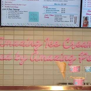 "Amazing Ice Cream Served by Amazing People"  07-04-2023