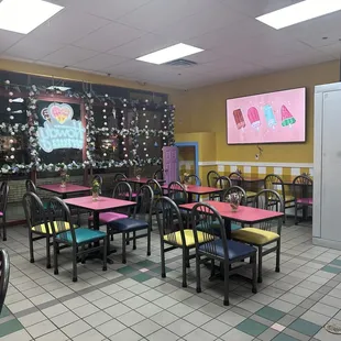 Indoor seating area (such a nice vibe! The photos do it no justice)
