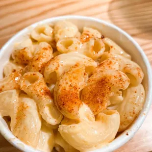 MAC N CHEESE.