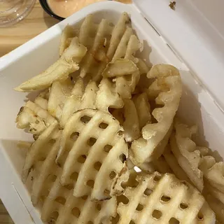 WAFFLE FRIES.