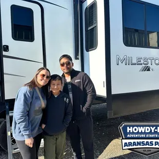 Woohoo!! More happy campers!  Congrats to the Vannapha family on your 2021 Heartland Milestone 370FLMB. Welcome to the Howdy RV family!