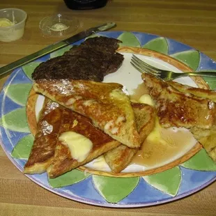 Howdy&apos;s - French toast and sausage