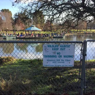 #Yelp #HoweCommunityPark #FultonElCaminoRecreationAndParkDistrict #FishingInTheCity #CAWildlife