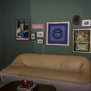 groom's room or green room