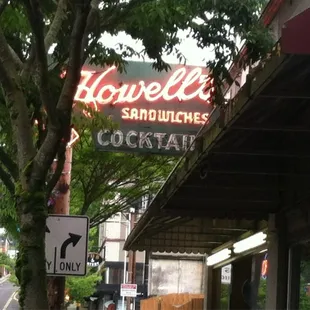 We struggled a bit finding Howell&apos;s because trees obscured the sign.