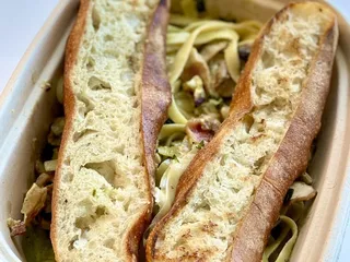 Avanti Pizza Fresh Pasta