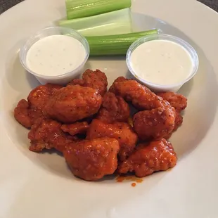 Buffalo boneless wings, I'd give the Buffalo sauce a 6.5 out of 10