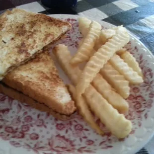 Kids Grilled Cheese &amp; Fries