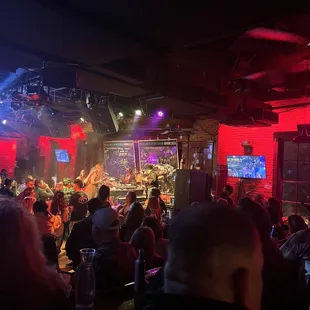 Rail seats and floor seats