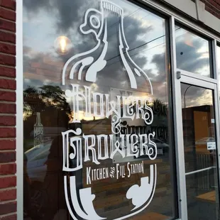 Howlers &amp; Growlers