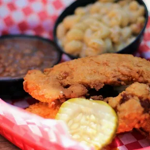 ws a basket of fried food