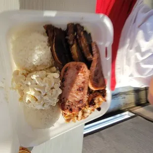 This is the Howzit Combo, bbq chicken, spam, and kalbi ribs