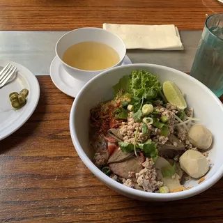 Pork Hoy Ka Noodle (Dry)