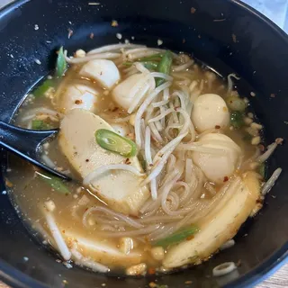 Fish Balls Tom Yum Noodle