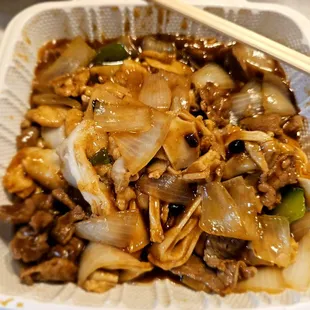 Lunch from @Hoy Tin Kitchen; 12/29/2023. Hubby David ordered Black Bean Chowfun w/Beef. We shared this Entrée.