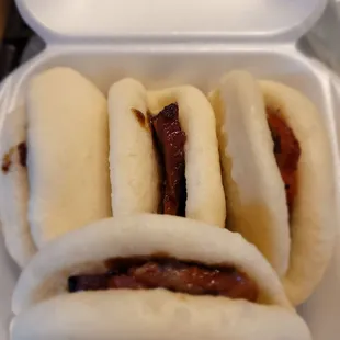 Supah late Lunch, take-out @Hoy Tin. Mahalo Nui Hubby David 4 picking our food; 11/13/2022... So close 2 Dinner time we're eating? Lolz!