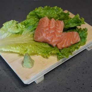 salmon and lettuce