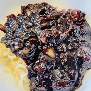 Black Bean Noodle (jjajangmyun)--solid!