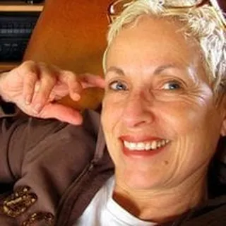 Lori S.