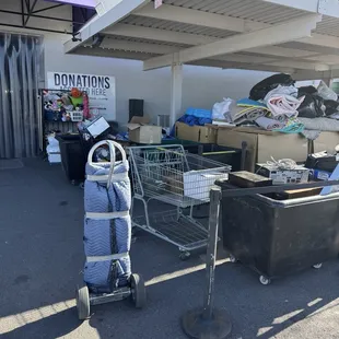 Easy drop off for donations n side rear easier access from side&quot; street n of store e of Wilmot