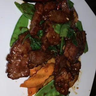 Spicy Basil Beef