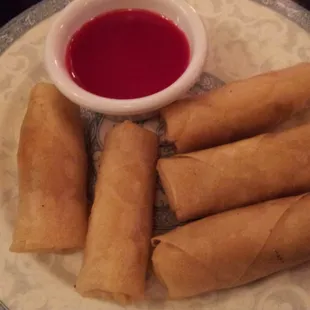 Vegetarian egg rolls(peanut sauce was on a side dish)