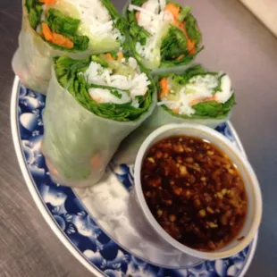 Yum veggie spring rolls!!